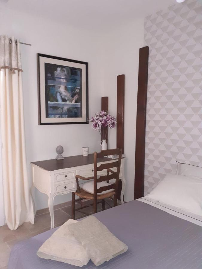Les Olivades Bed & Breakfast Magalas Eksteriør bilde