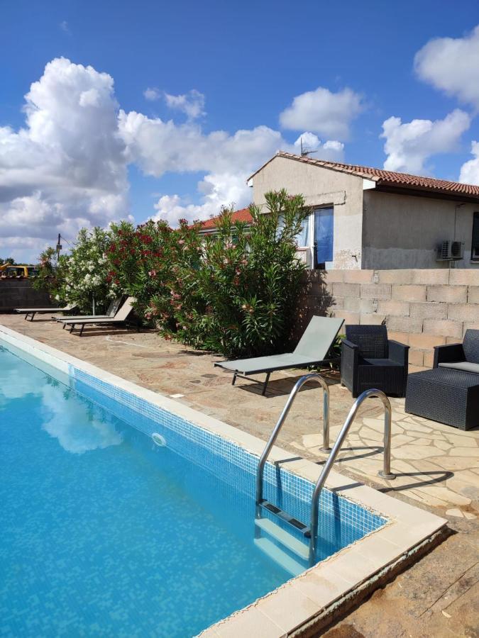 Les Olivades Bed & Breakfast Magalas Eksteriør bilde